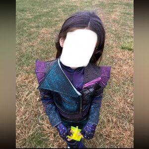 Descendants Mal costume, size 7-8